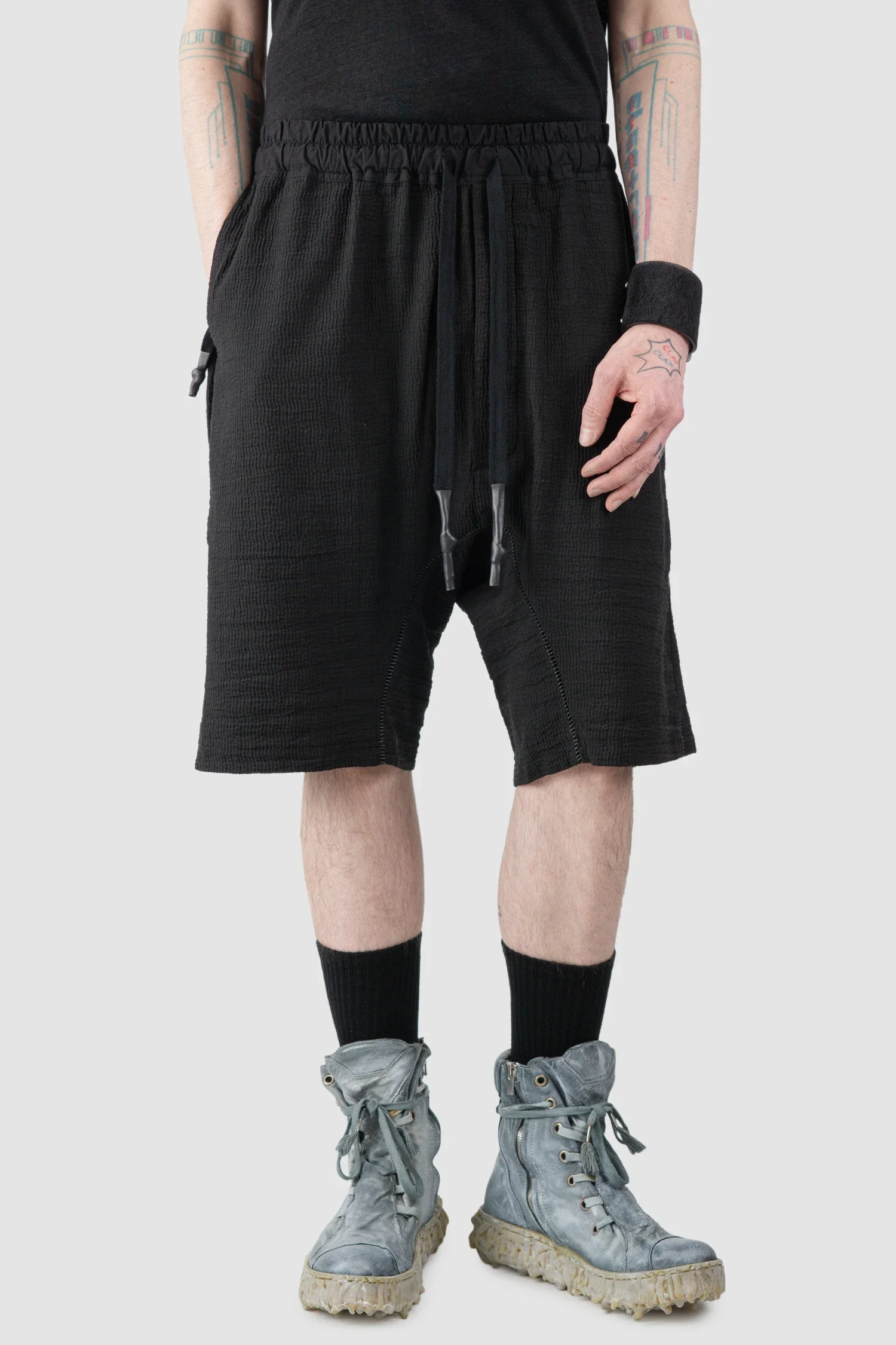 Black Drop Crotch Hidden Pocket Cotton Shorts - Image 7
