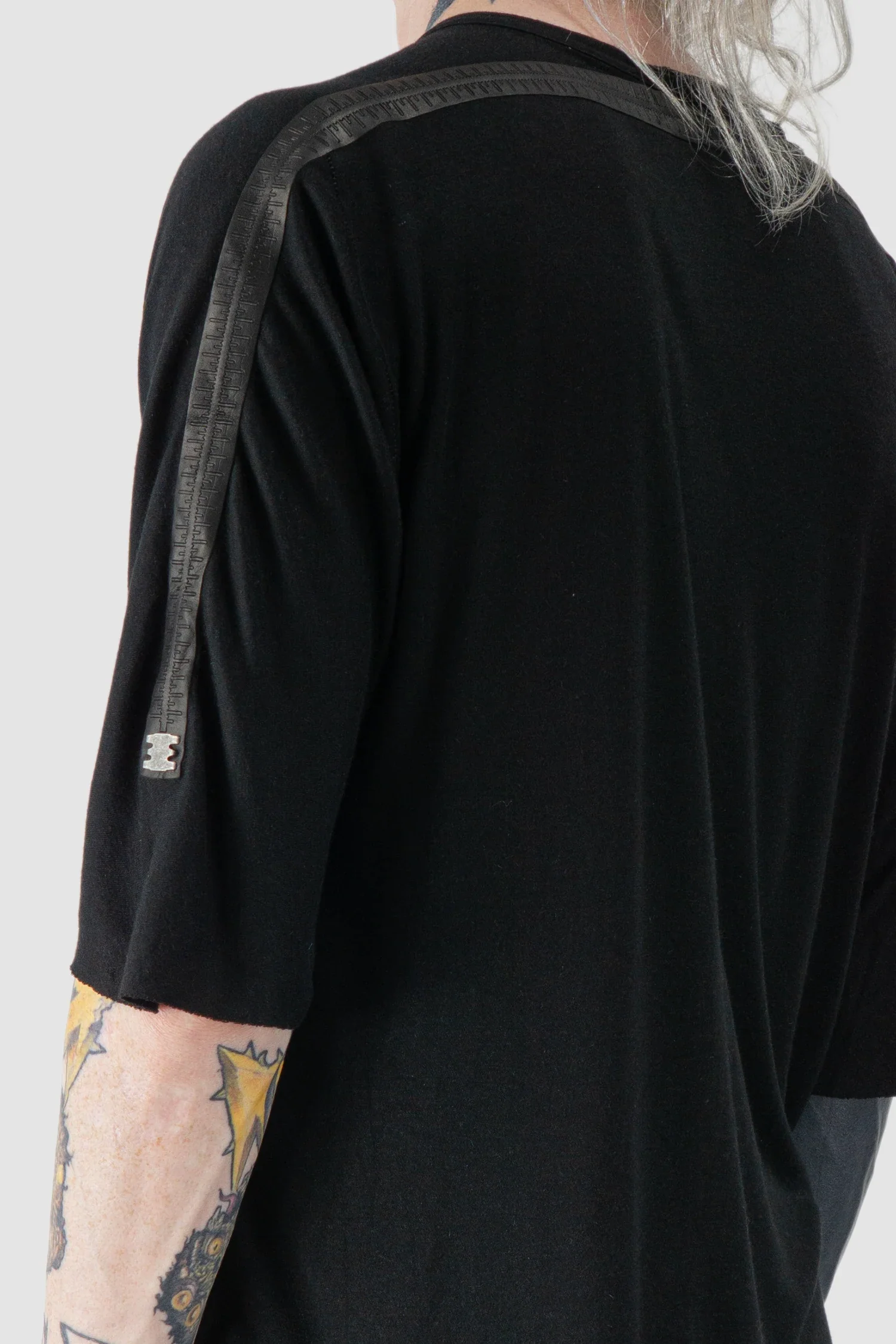 Black Horizontal Leather Spine Cashmere Blend T-Shirt - Image 3