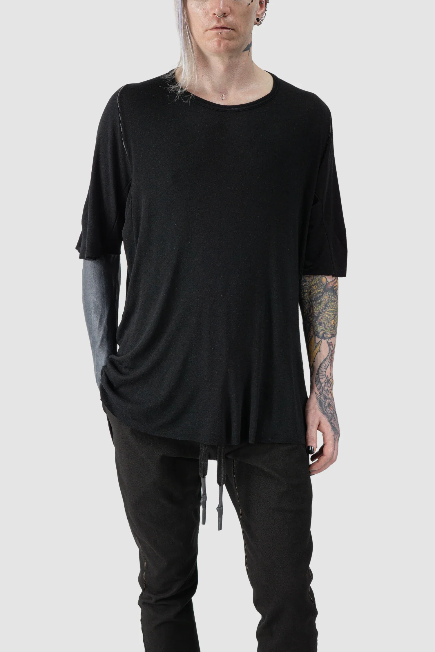 Black Long Leather Spine Cashmere Blend Raglan T-Shirt - Image 6