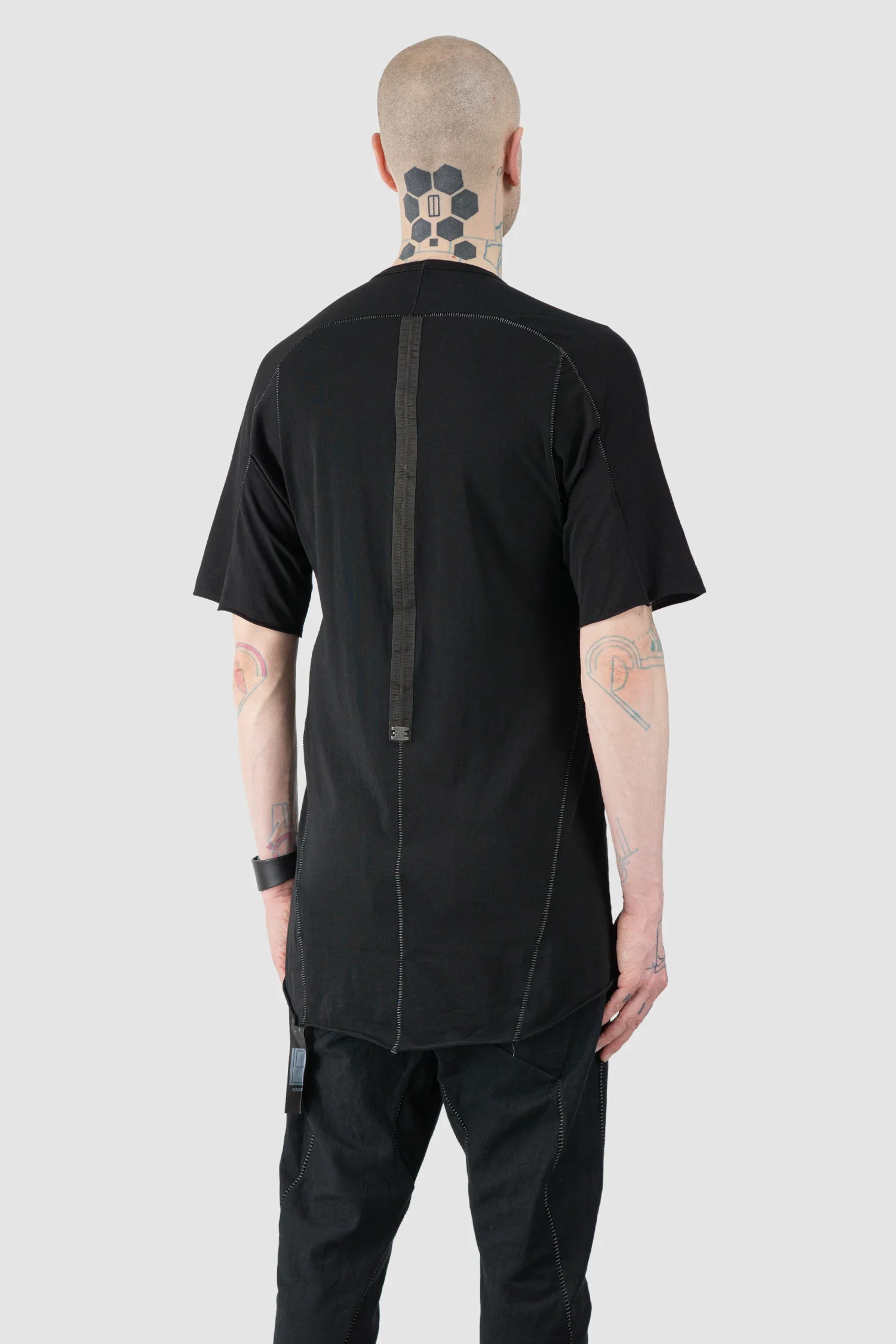 Black Organic Cotton Raglan T-Shirt - Image 7
