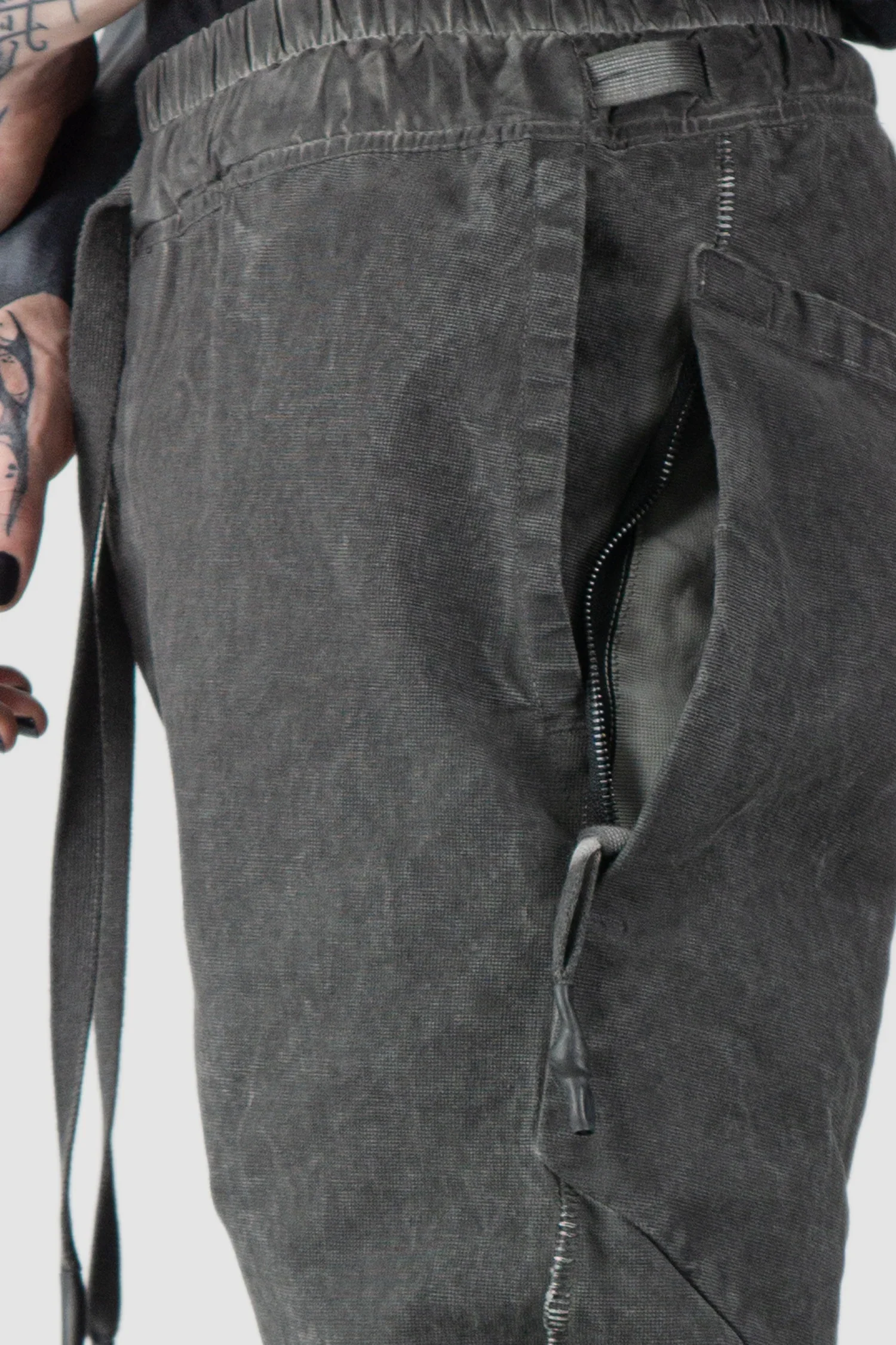Grey 6 Pocket Garment-Dyed Cotton Cargo Pants - Image 4