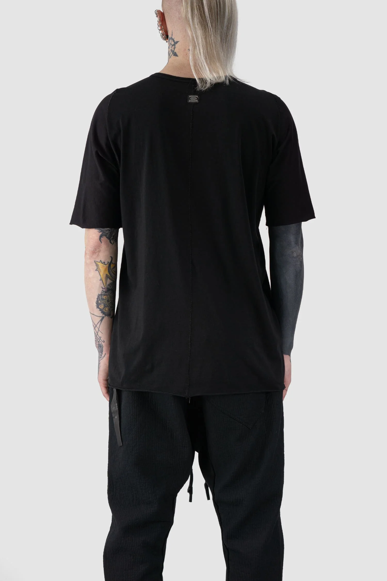 Black Back Middle Seam Jersey Cotton T-Shirt - Image 3