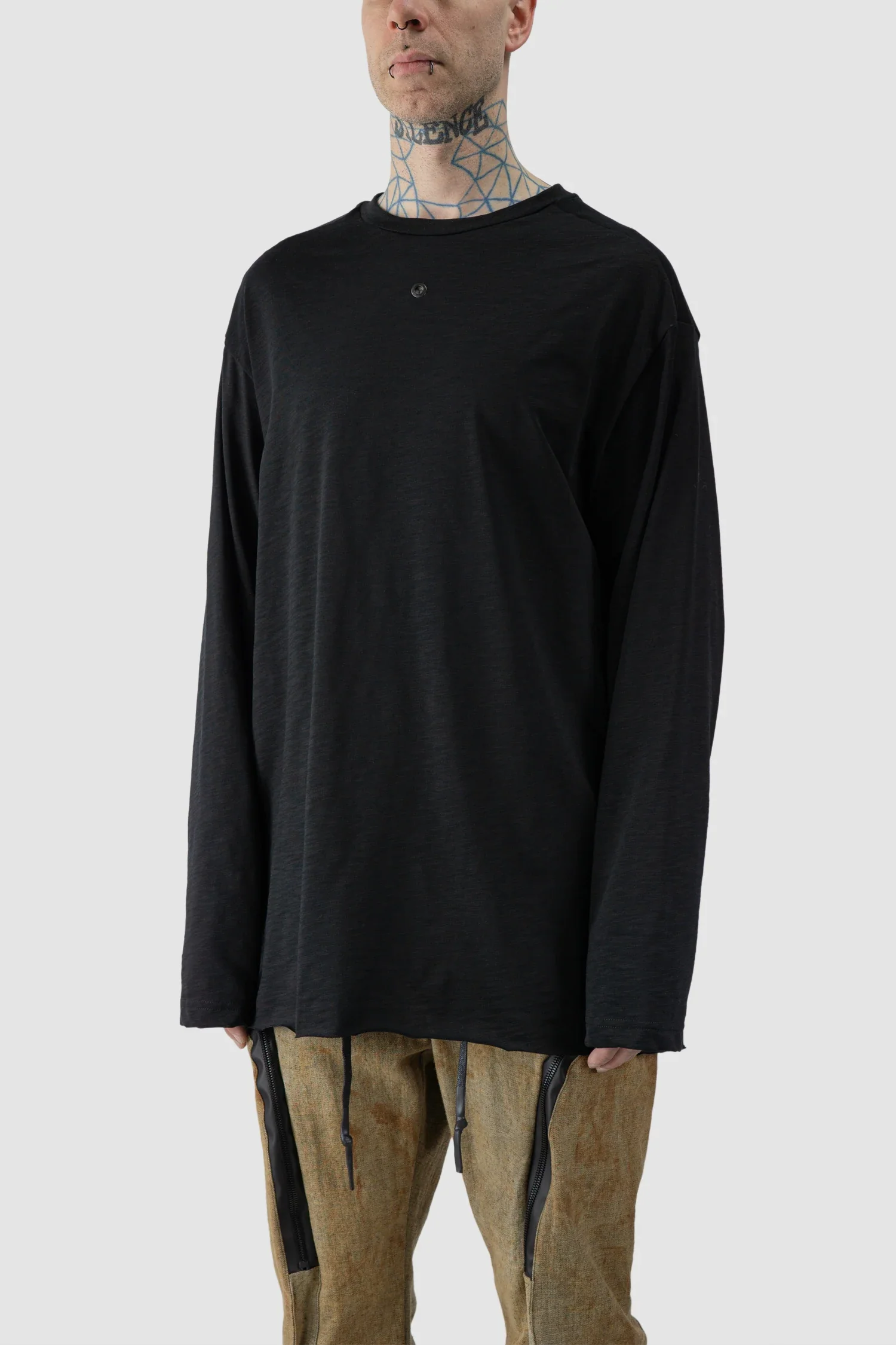 Black Cotton Back-Draped Oversize Long Sleeve T-Shirt - Image 2