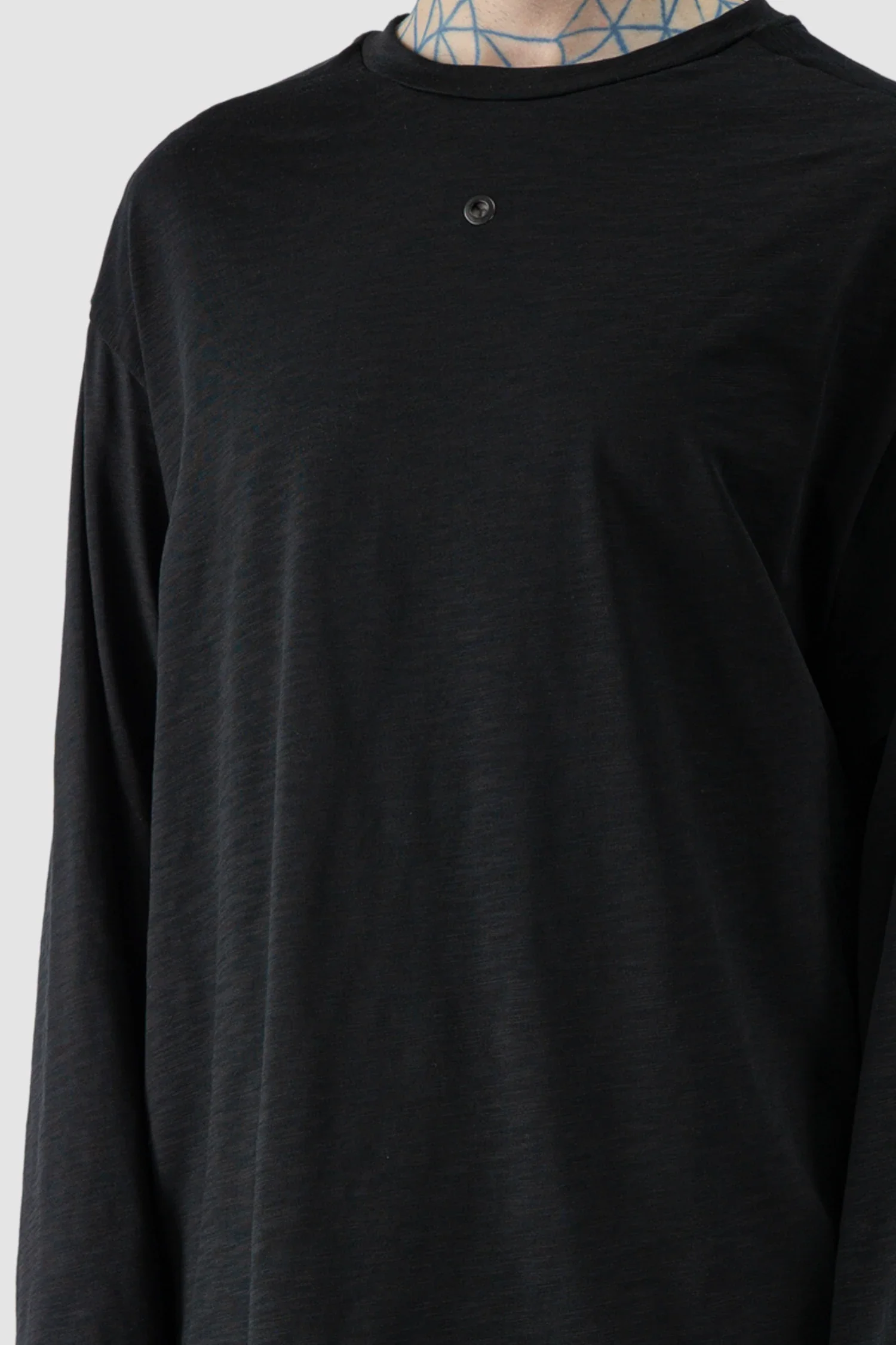 Black Cotton Back-Draped Oversize Long Sleeve T-Shirt - Image 3