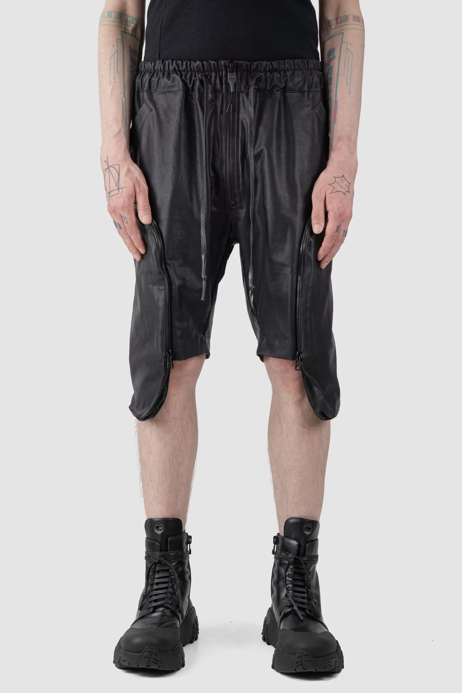 Black Coated Cotton Cargo Floater Shorts