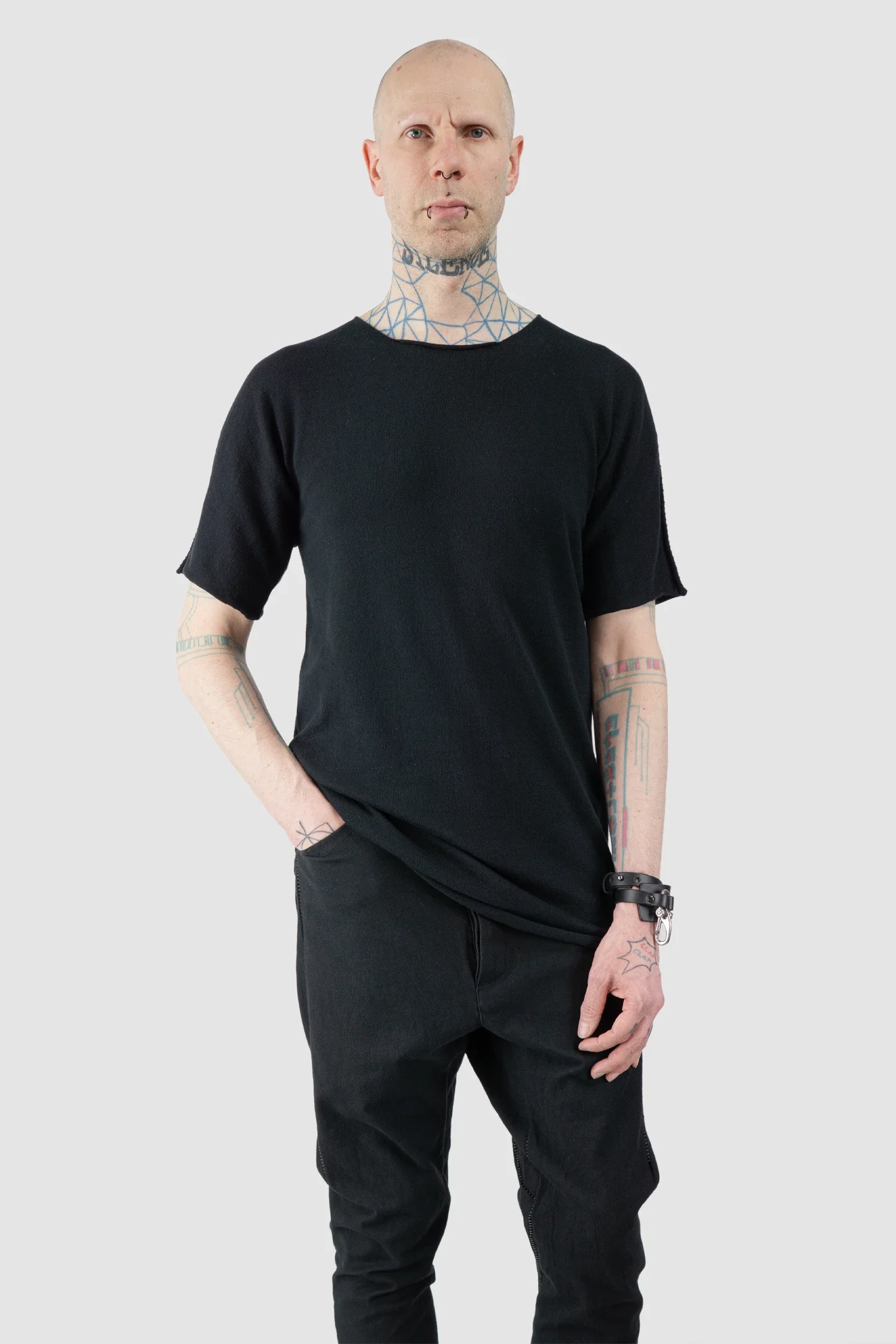 Black Reversible Knitted Spine T-Shirt - Image 8