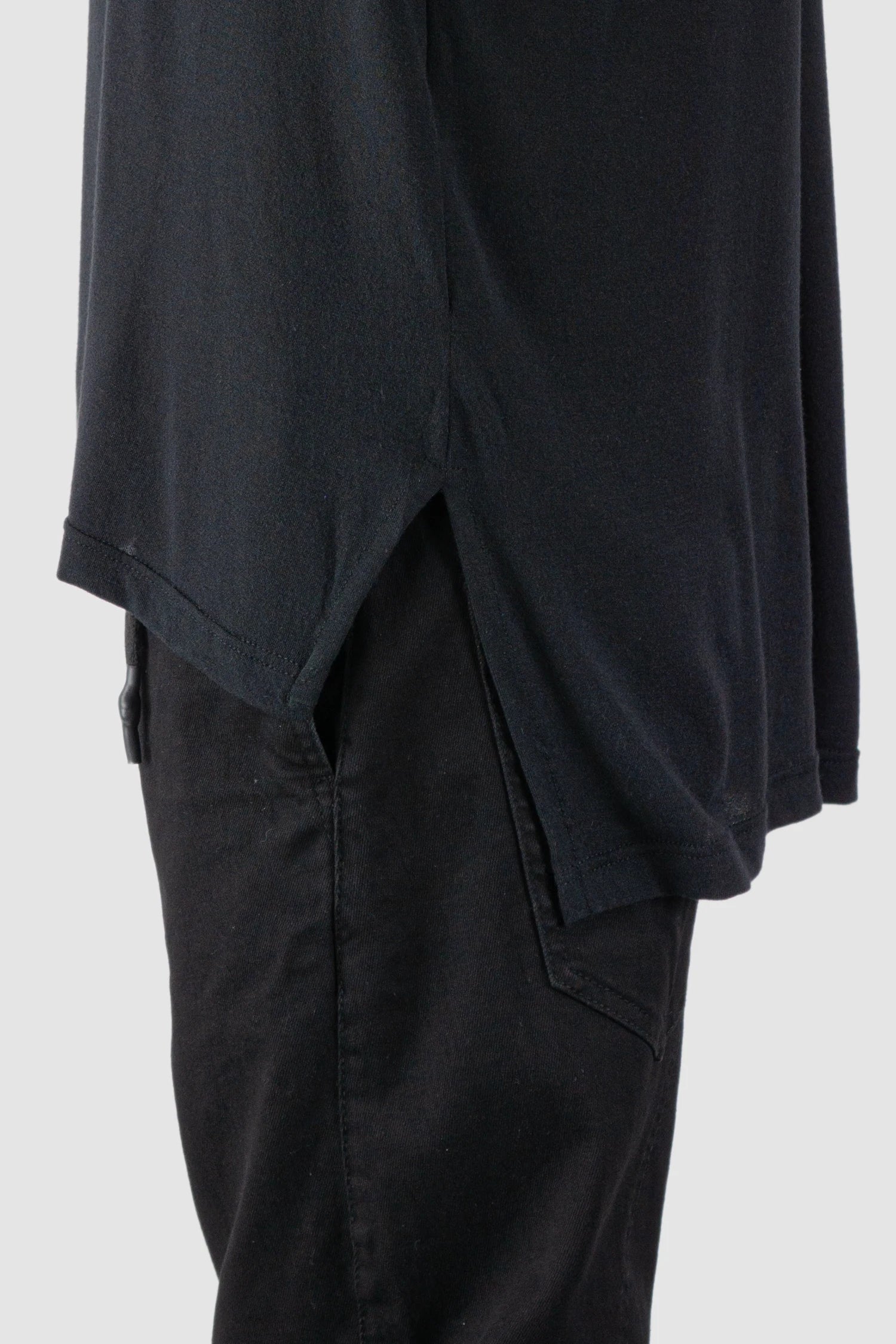Black Elongated long sleeve Cashmere Blend T-Shirt - Image 4