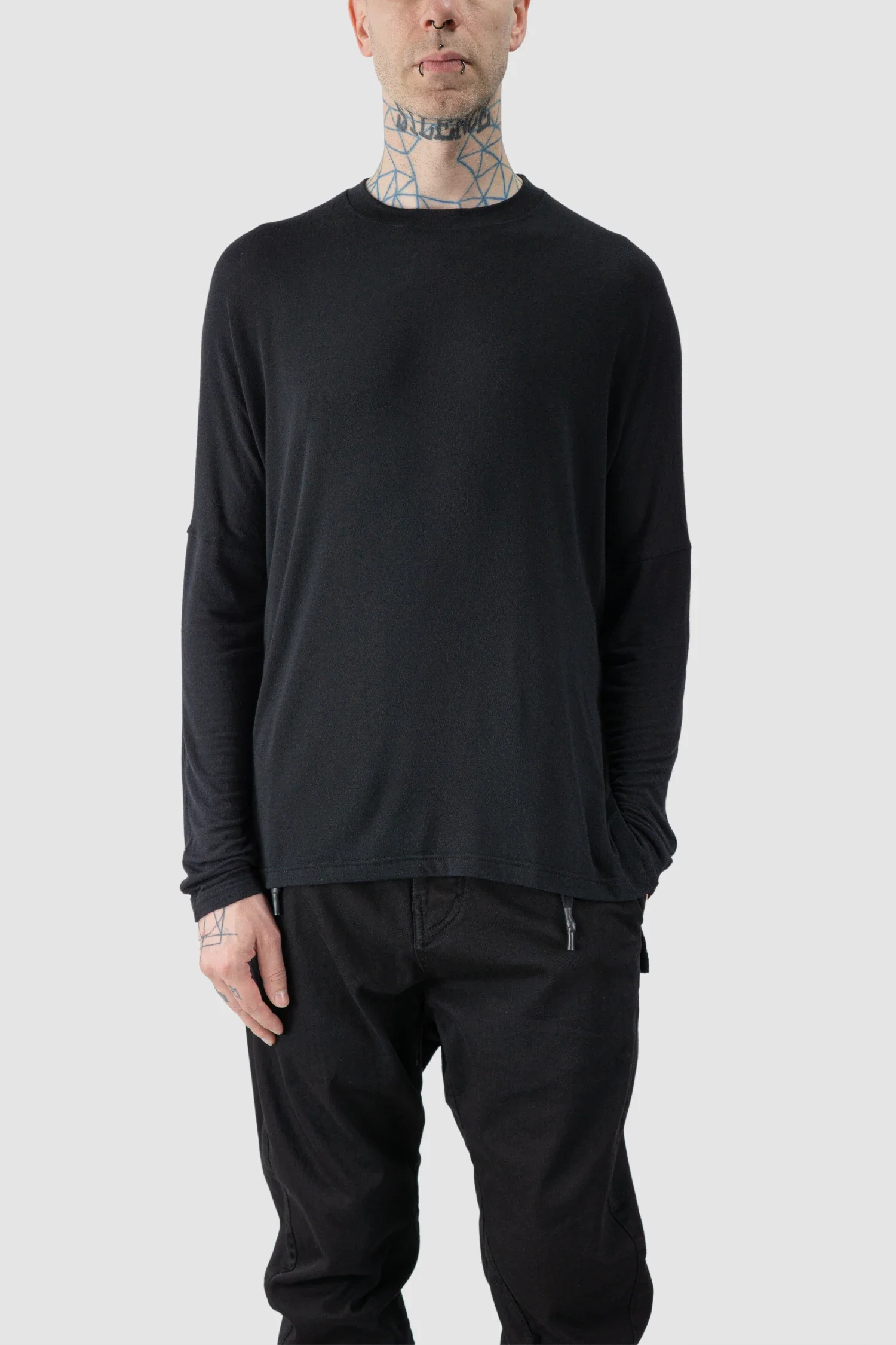 Black Elongated long sleeve Cashmere Blend T-Shirt - Image 7