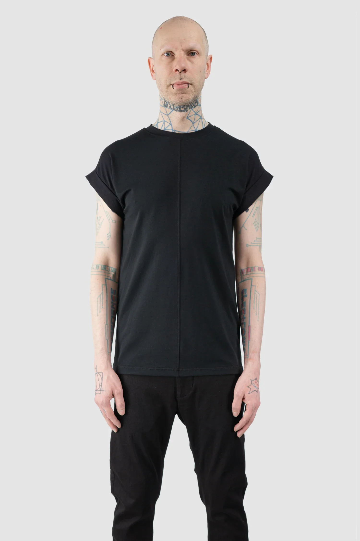 Black Front Seam Elastic Cotton T-Shirt