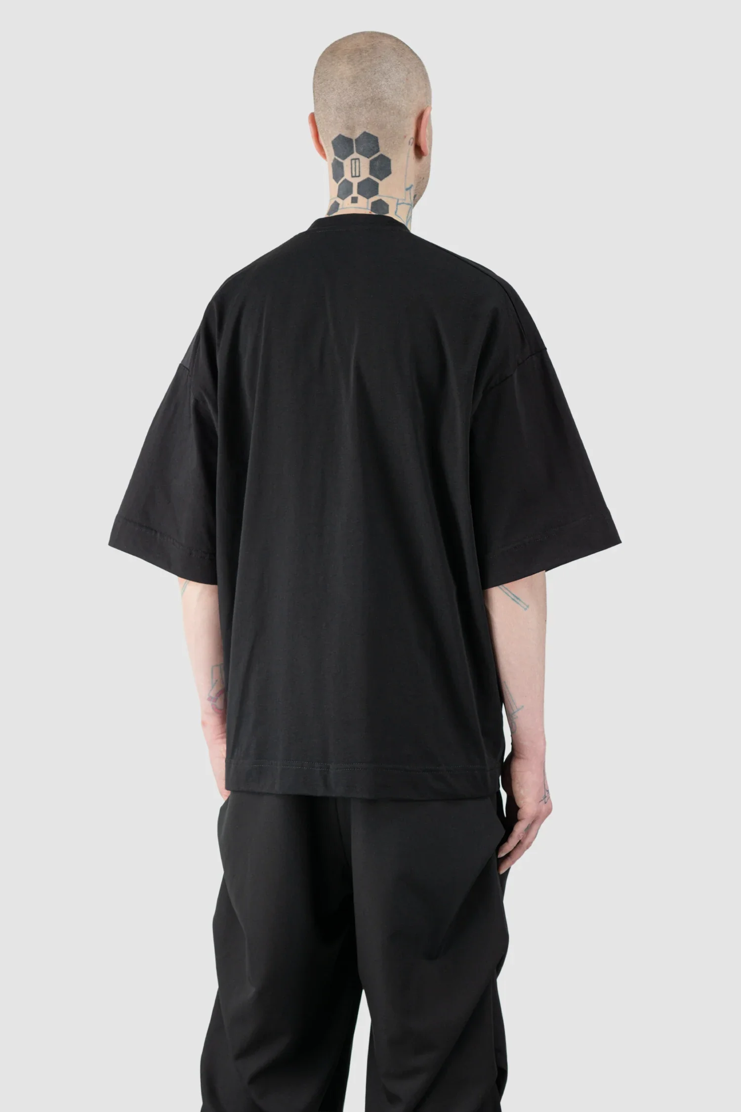 Black Oversized Pocket T-Shirt - Image 6