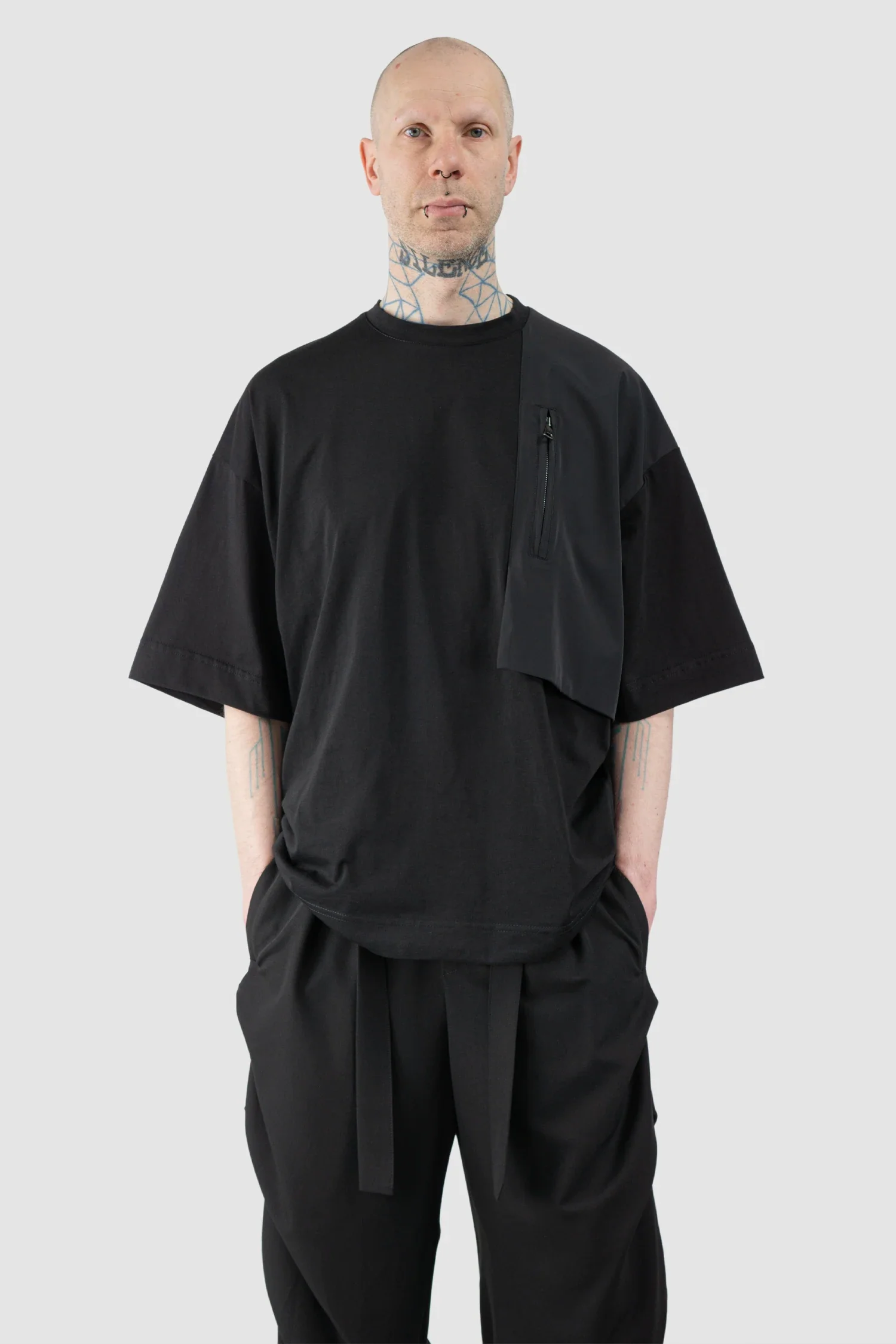 Black Oversized Pocket T-Shirt - Image 7
