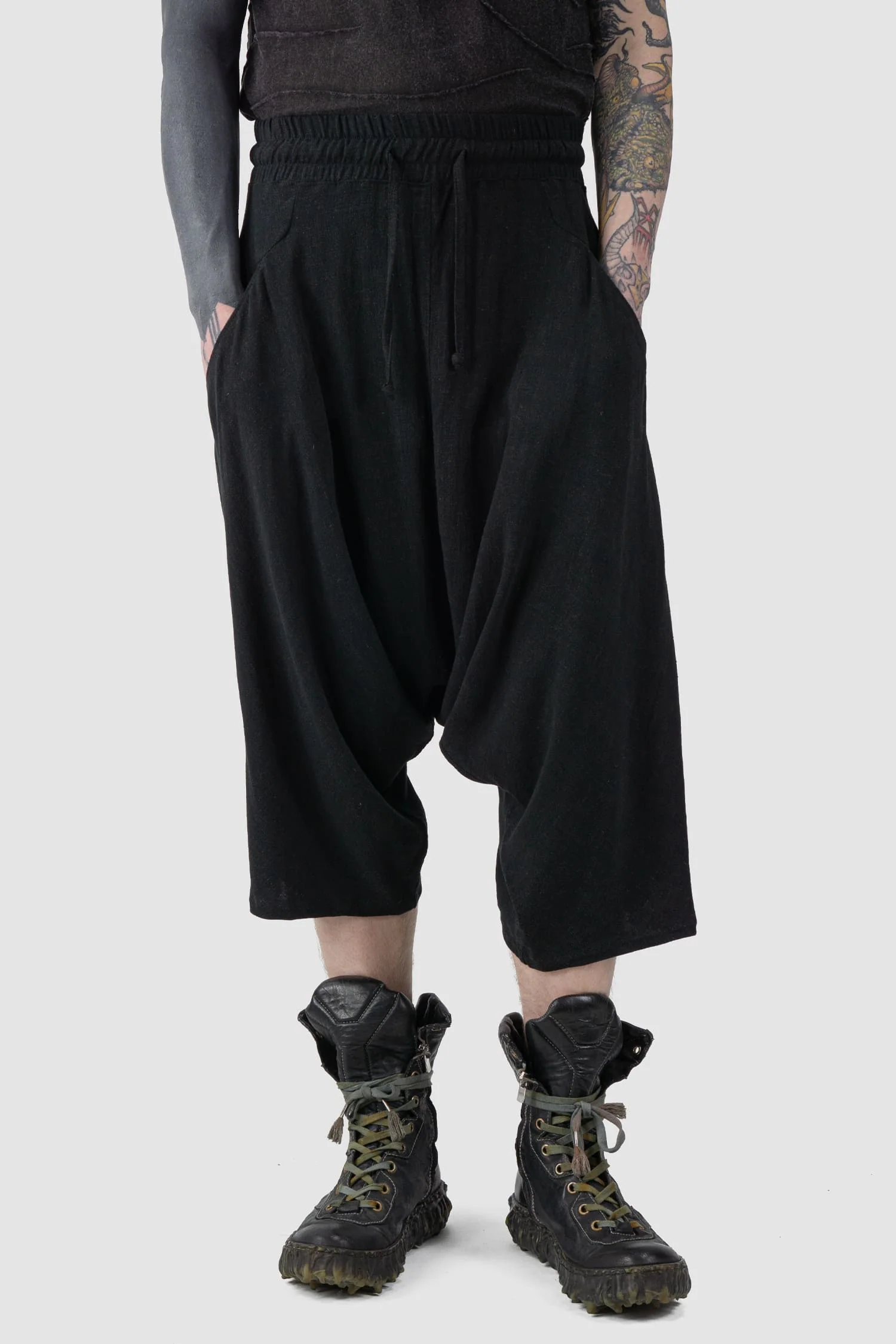 Black Viscose Linen Relaxed Fit Drop Crotch Shorts - Image 6