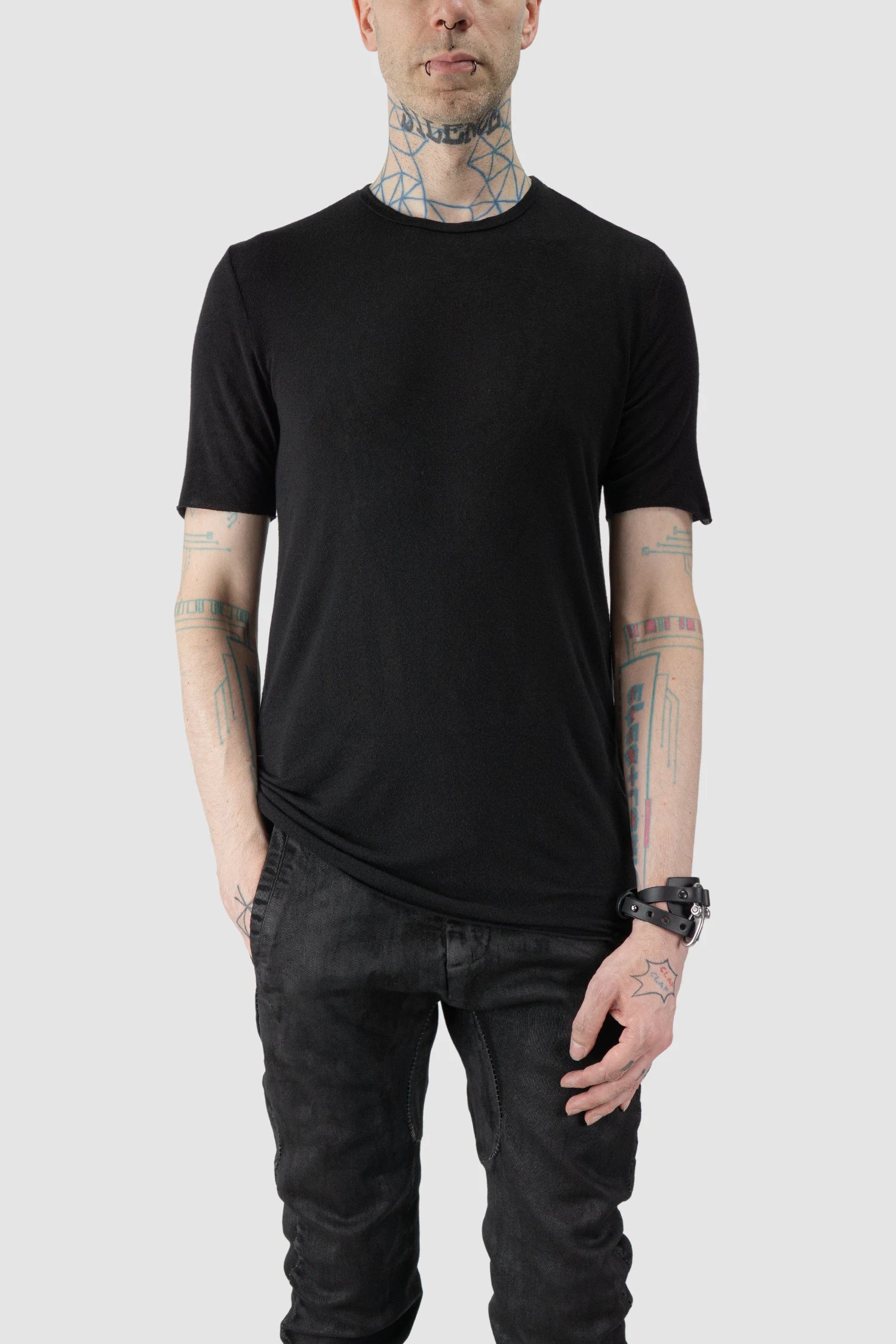 Black Cashmere Blend Short Sleeve T-Shirt - Image 7