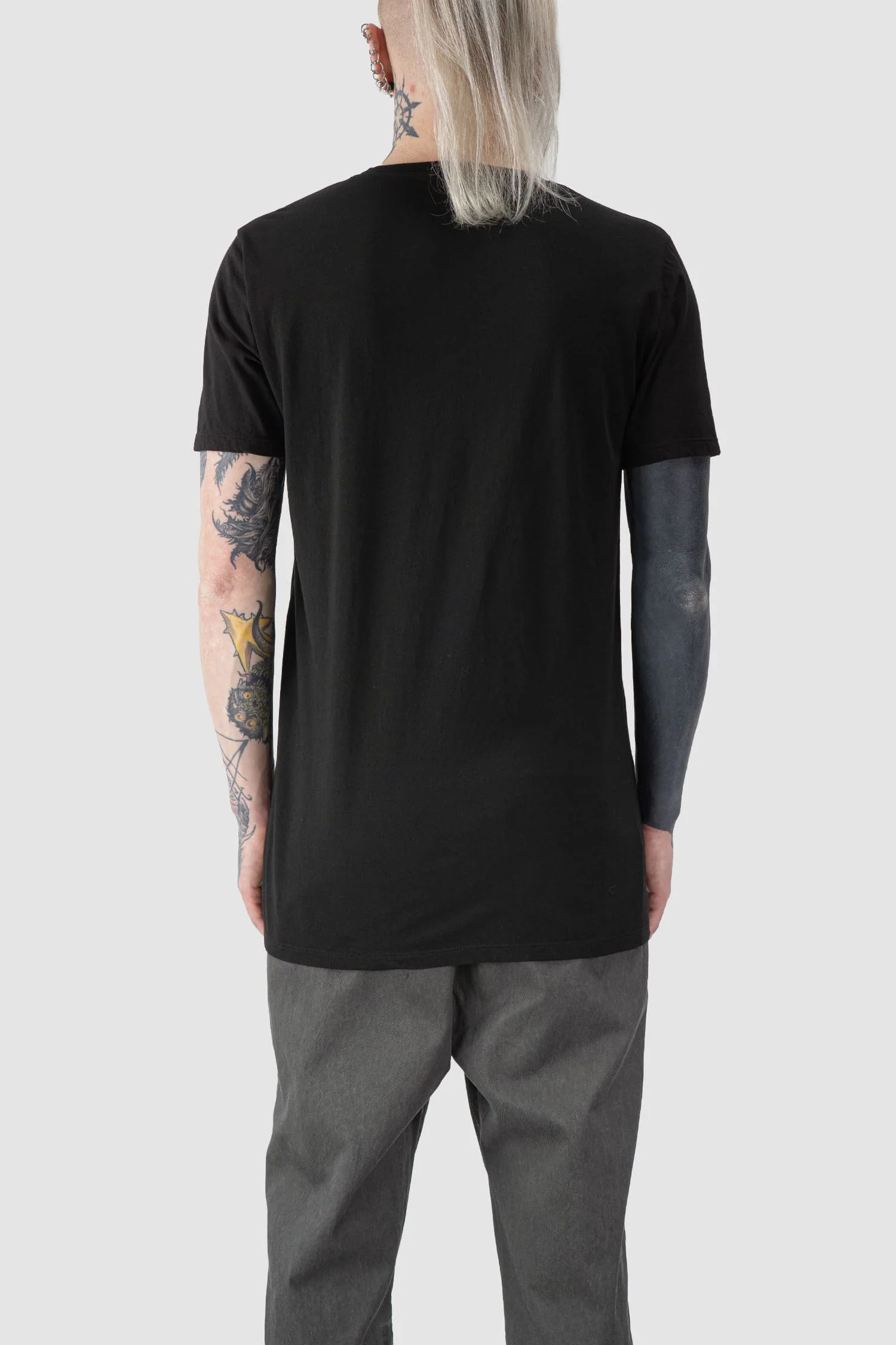 Black Short Sleeve Basic T-Shirt - Image 4