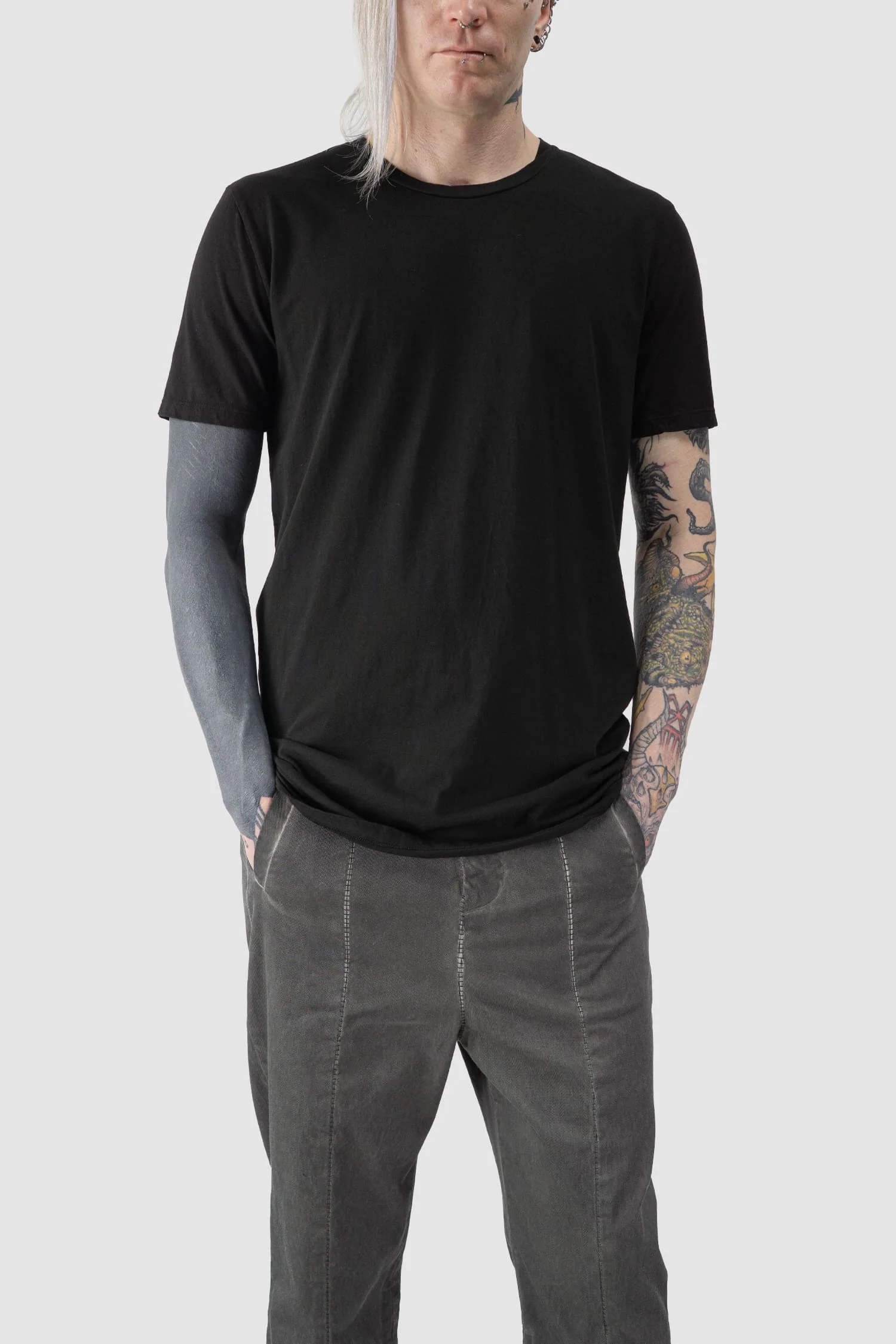 Black Short Sleeve Basic T-Shirt - Image 6