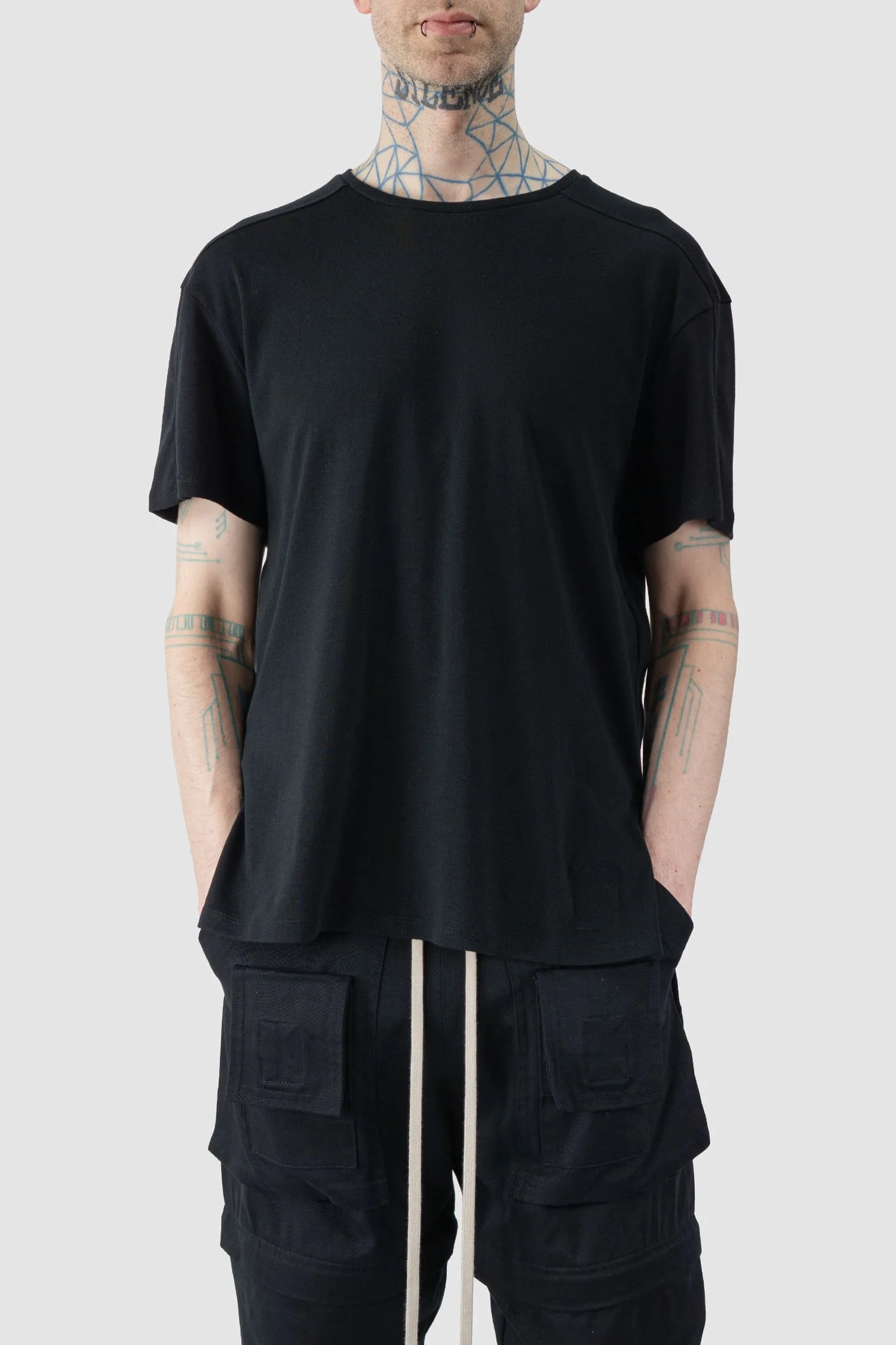 Black Standard Cotton Basic T-Shirt - Image 6