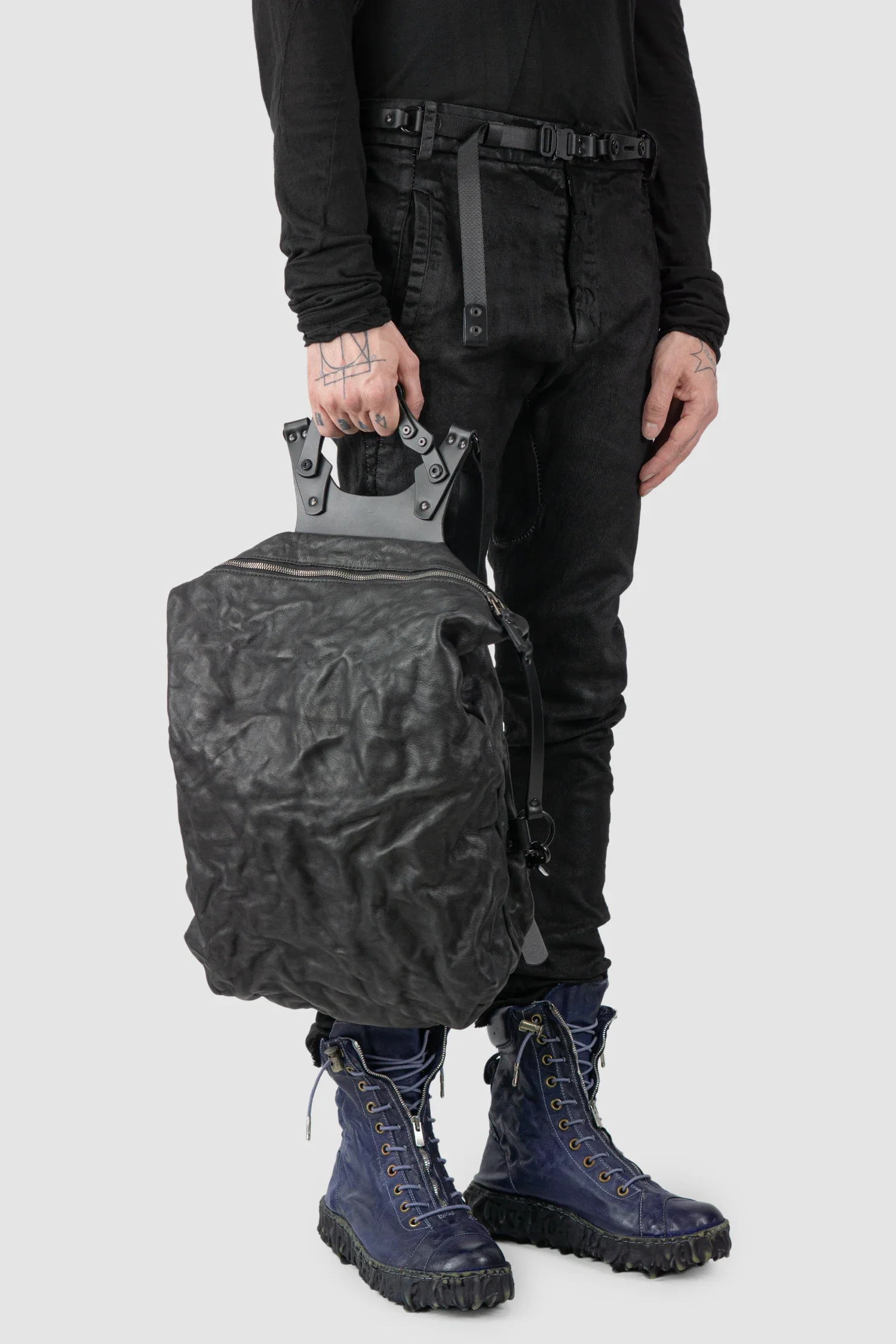 Black Crinkled Leather Backpack - Image 7