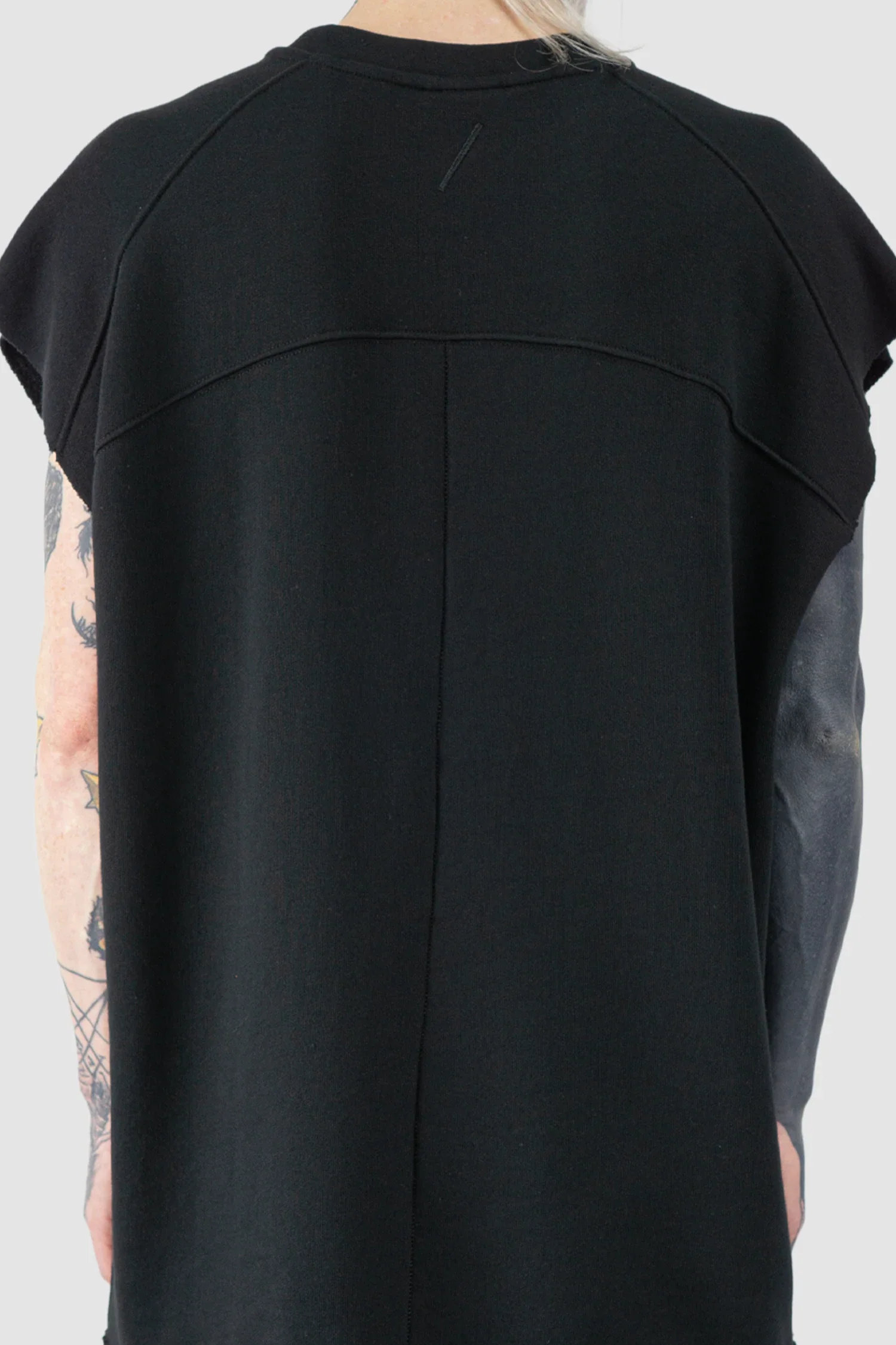 Black Raw Edge Cotton Tank Top - Image 4