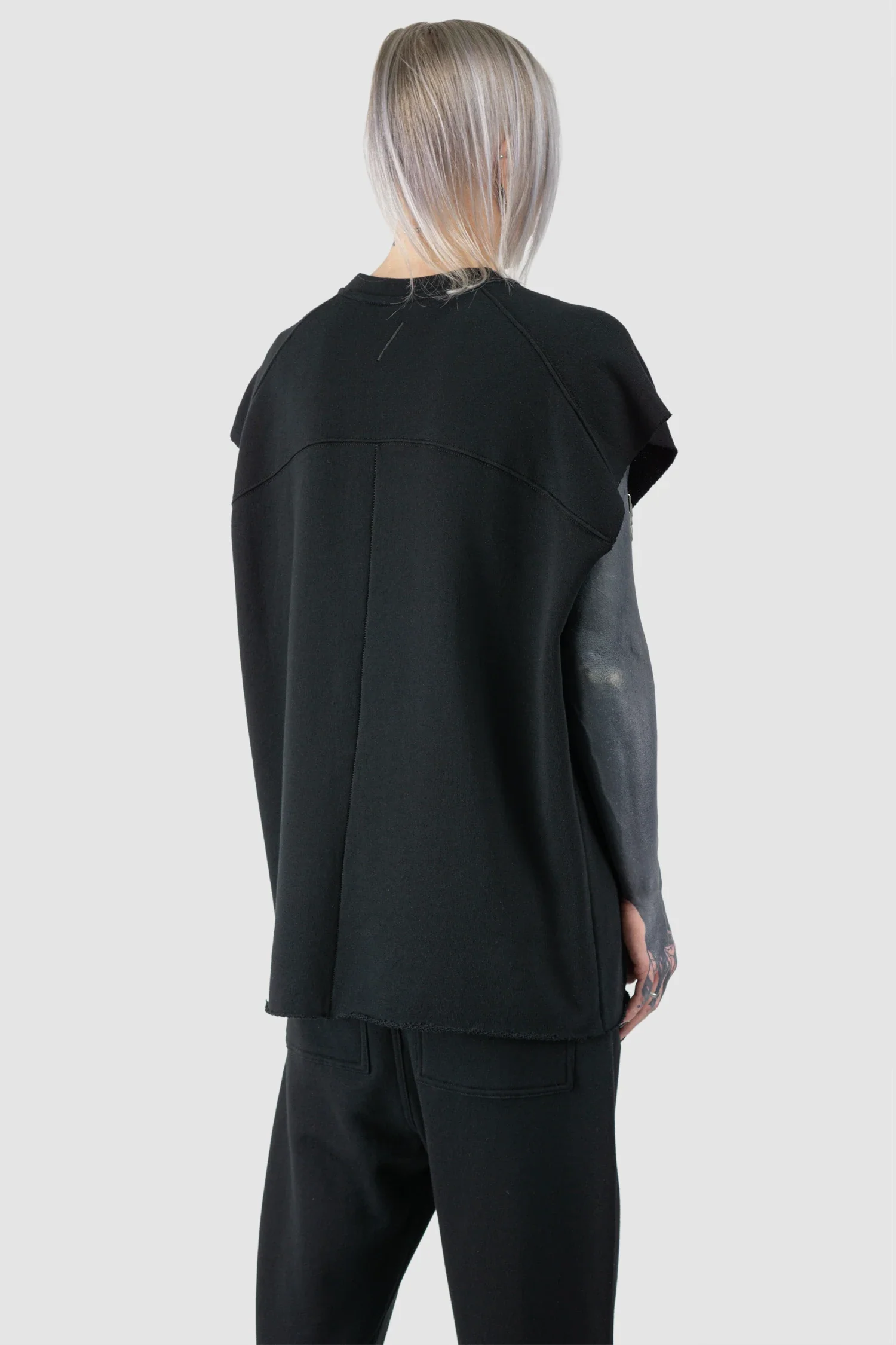 Black Raw Edge Cotton Tank Top - Image 5