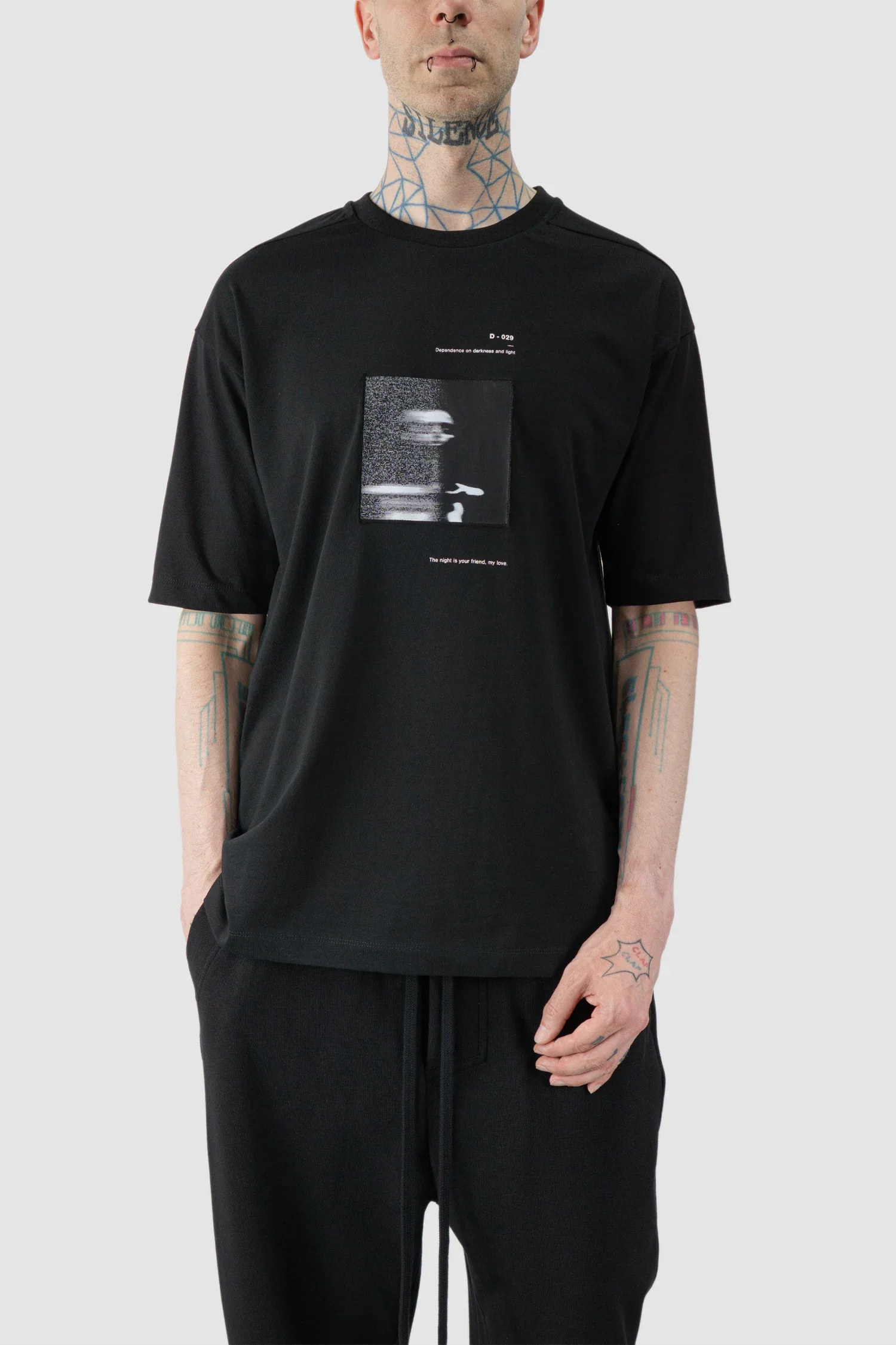 Black Loose Fit Cotton T-Shirt with Patch - Image 7