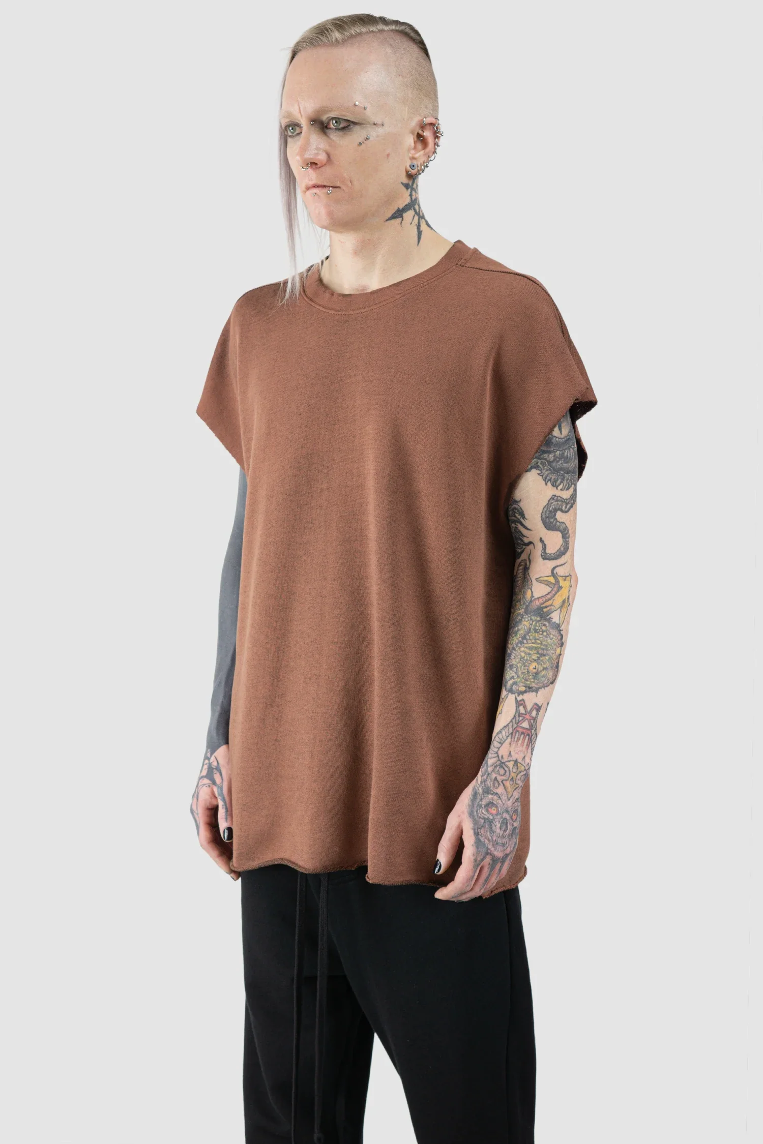 Red Raw Edge Cotton Tank Top - Image 2