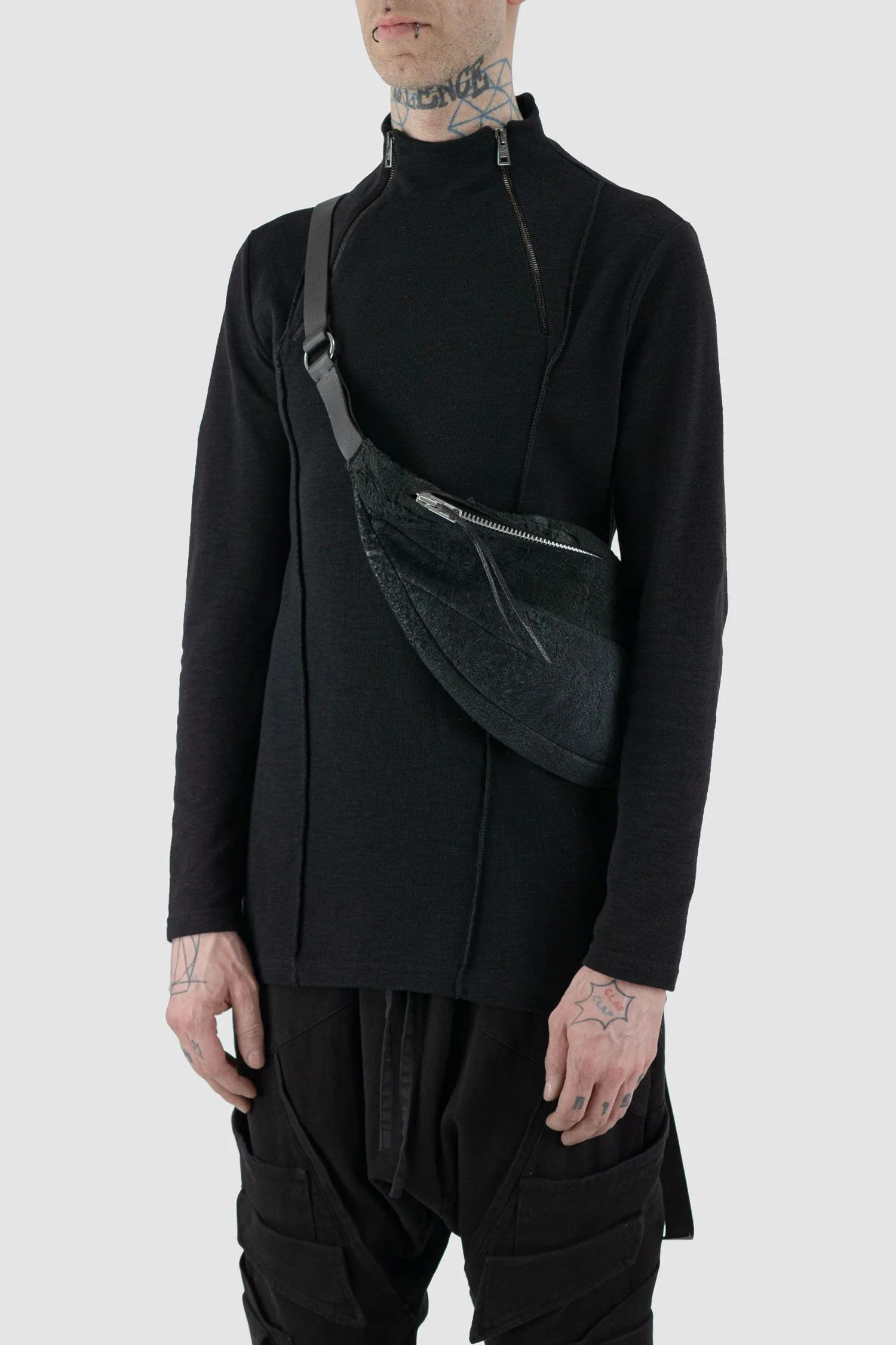 Black Reversed Leather Waist Bag Werk 26G - Image 3